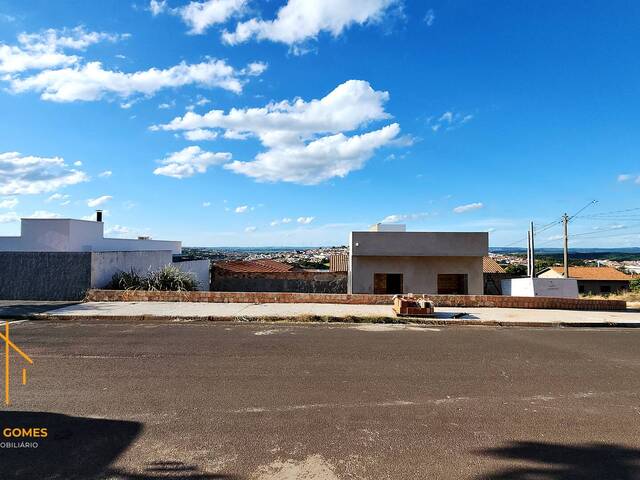 #28 - Terreno para Venda em Piraju - SP