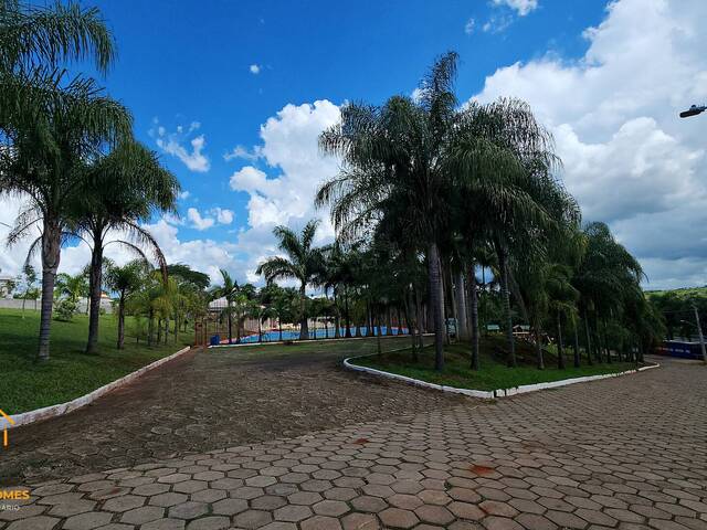 #4 - Terreno em condomínio para Venda em Piraju - SP